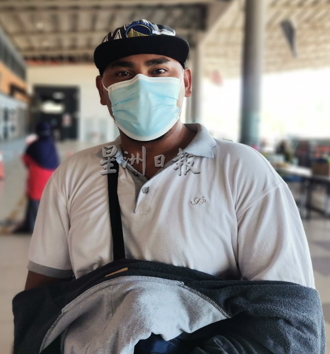 东:关丹巴士总站依旧冷清 乘客多为工作人士