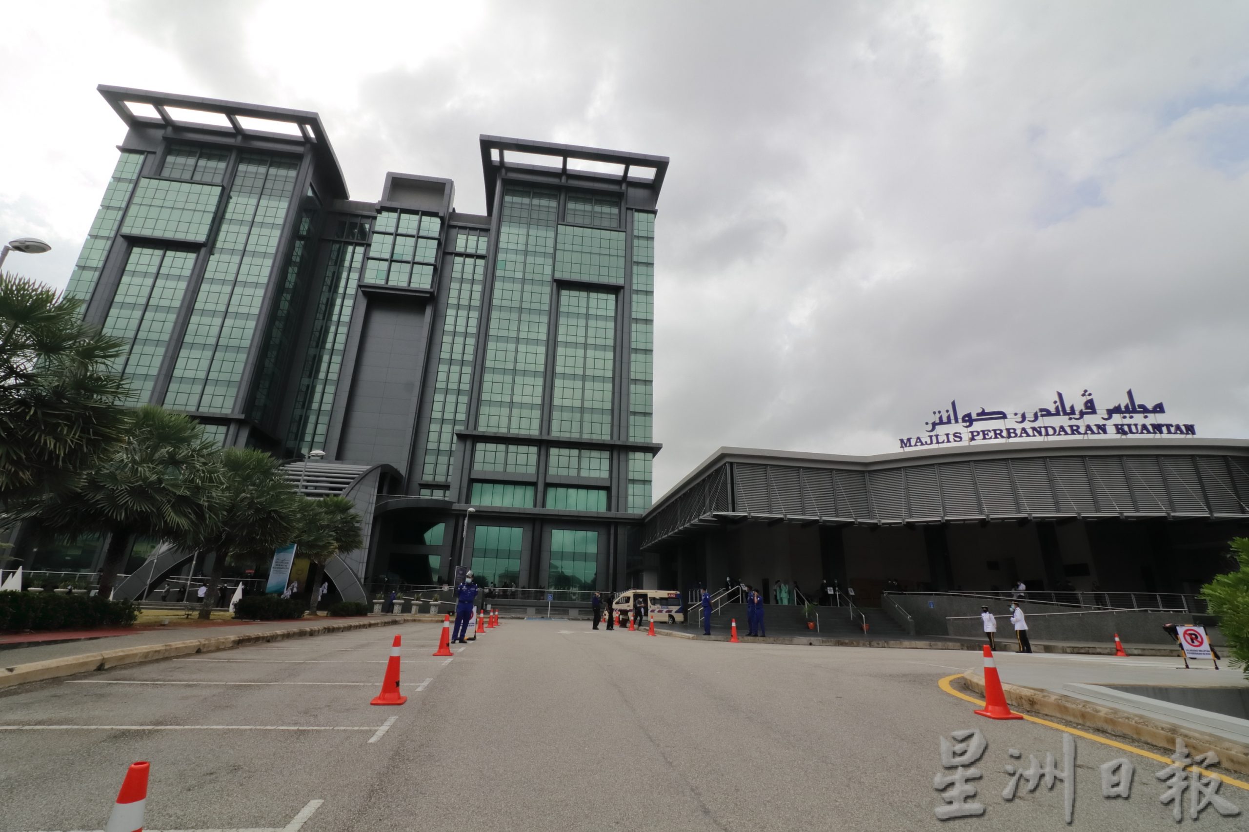 东:准备200剂量,关丹市厅周四开放民众登门接种疫苗。
