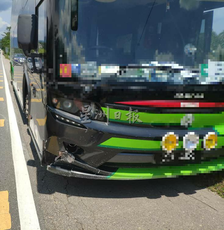 东:劳勿警员骑士撞摩托跌翻复被巴士撞毙