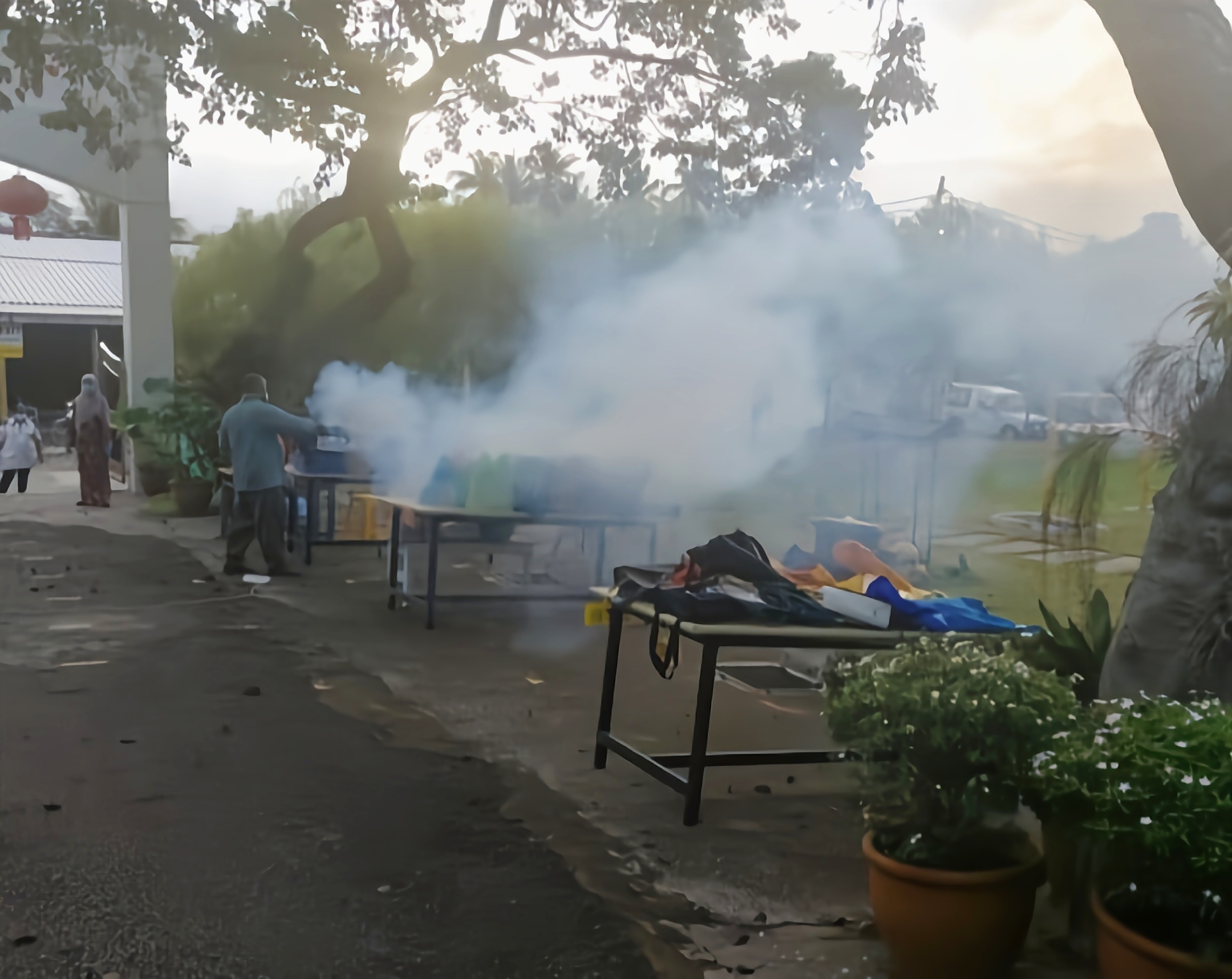东:学校做好准备迎接复课