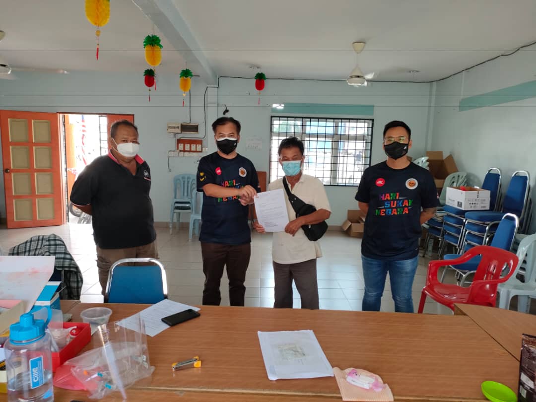 东:特回来取接受维修同意书