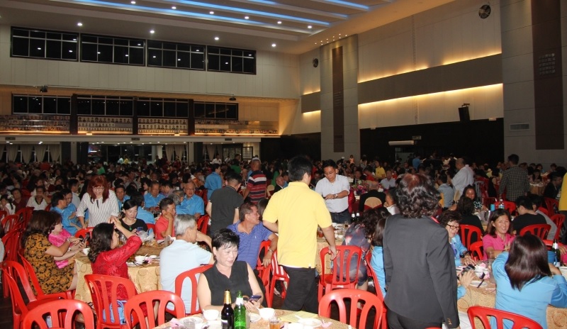 东：社团组织欢迎政府进一步放宽社交和经济活动，未接种者需筛检。