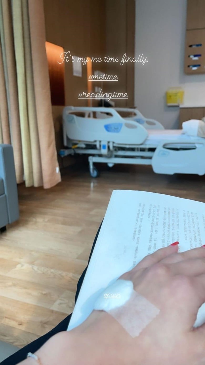 两星期前突晕倒|血压太低惹祸 吕慧仪贴母子合照报平安