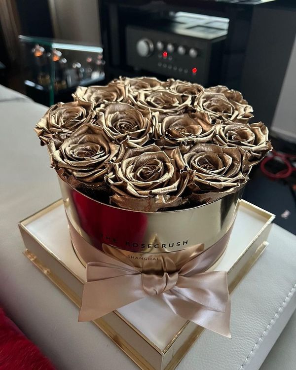 买手袋问意见被酸老公太孤寒  方媛霸气呛：他会叫我全买！