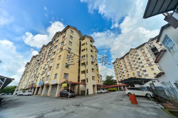 供fb/现任管委会接手两年多,佳丽岭公寓“渐入佳境”