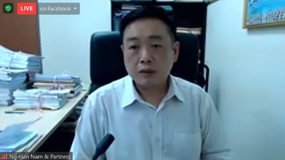 供FB/医药卡保费13年调涨近10倍,退休教师觉不合理也无力再承担