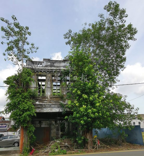 供fb/荒废店屋藏隐忧,甚至沦为大小解之地