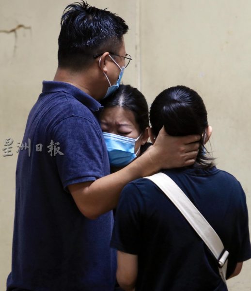 供fb：20岁摩托骑士车祸毙命，家属疑肇祸轿车鲁莽驾驶，要求民众提供行车记录仪以讨回公道