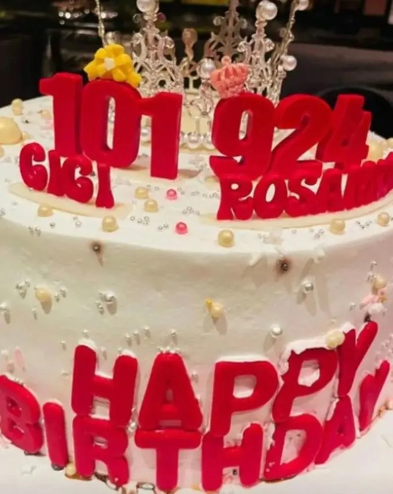 关之琳黎姿同框庆生   相差9岁像同龄人