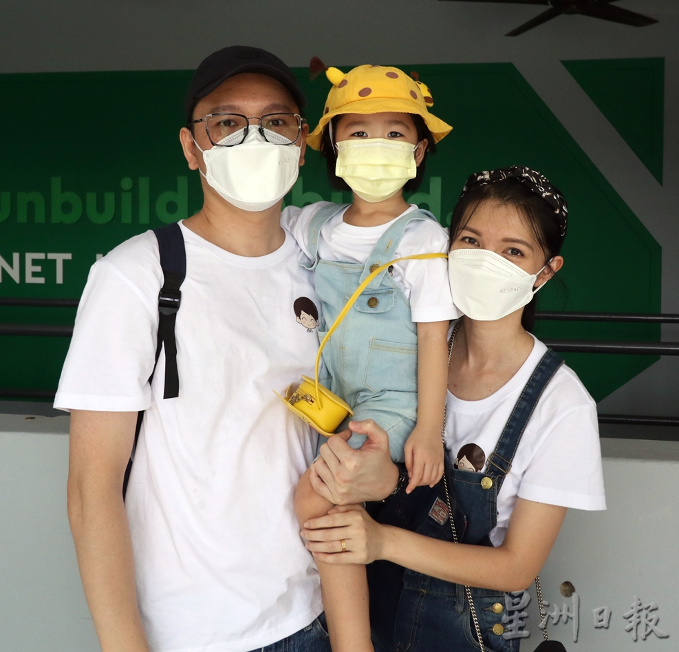 取代签发(请置头条)**柔:封面:【特稿】:柔旅业有见逐渐复苏;不止本地,外州客也访乐高乐园