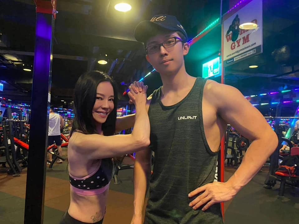 同框孙安佐谈教养被酸 狄莺高EQ回敬