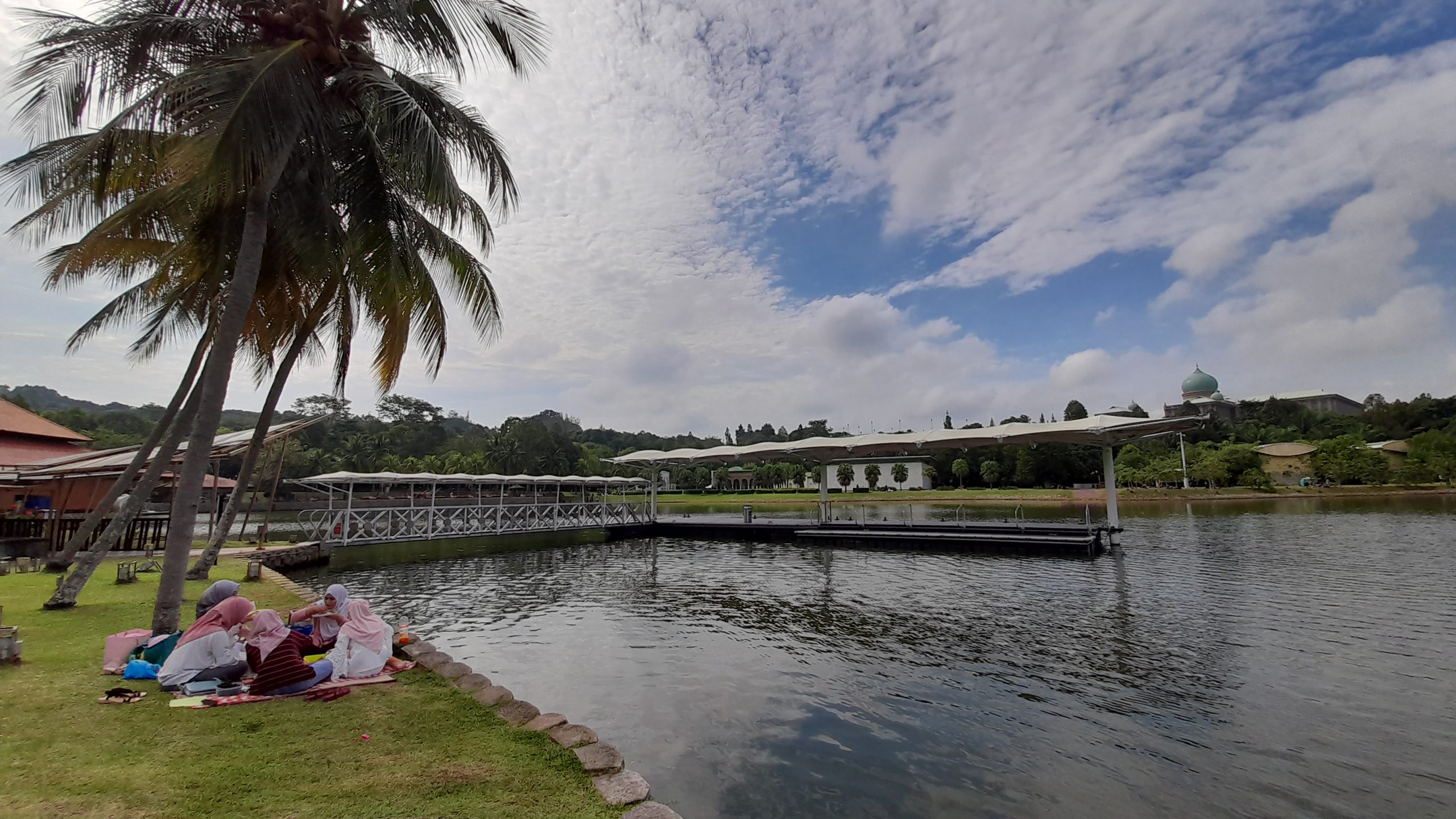 大都会2/走访布城湖滨公园人潮