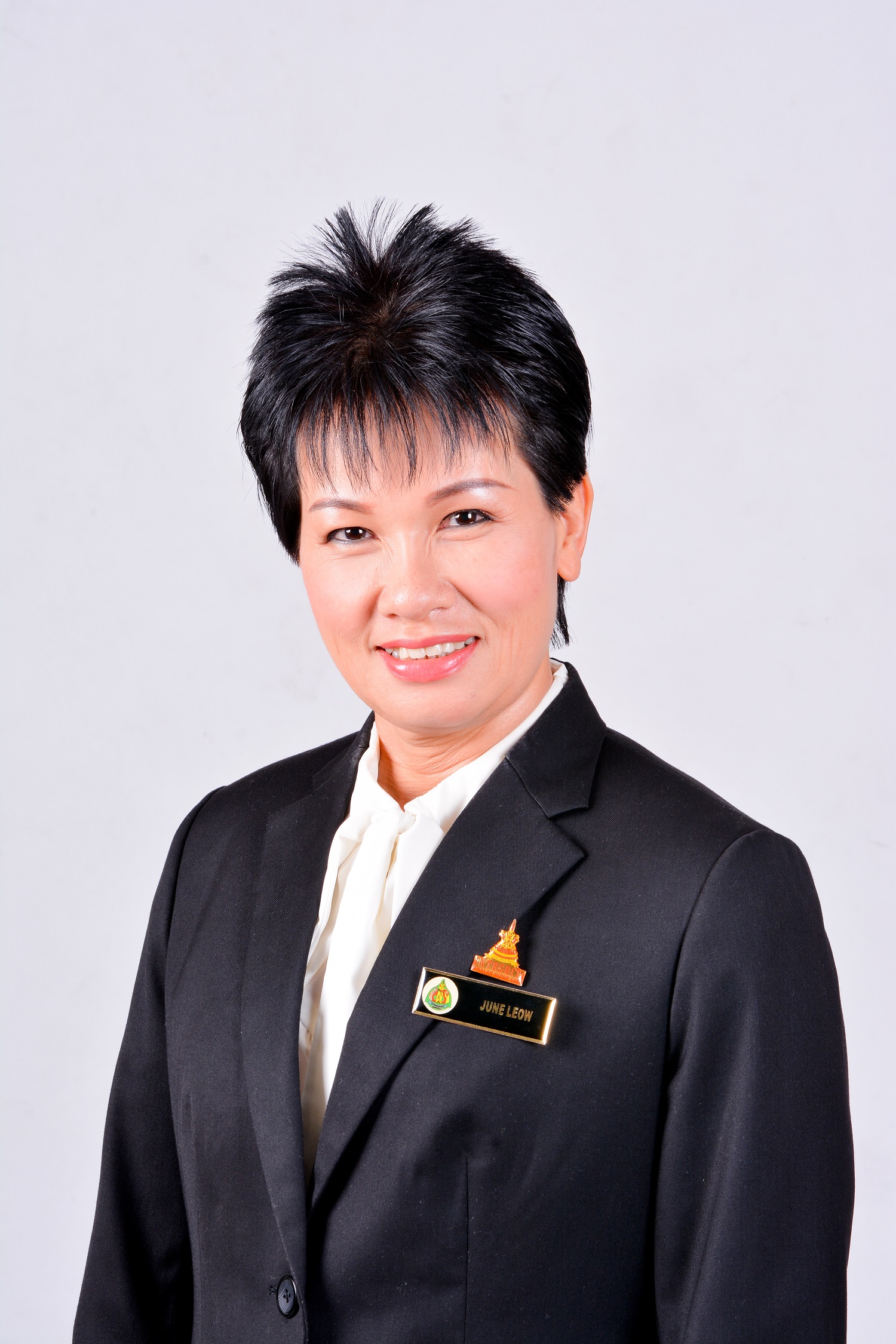 大都会:B57开放半边马路纾解交通阻塞/6图