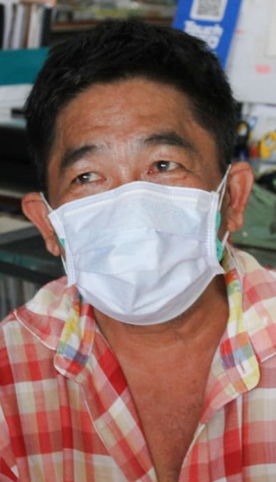 大都会/封面/假钞换真钞，小贩险上当