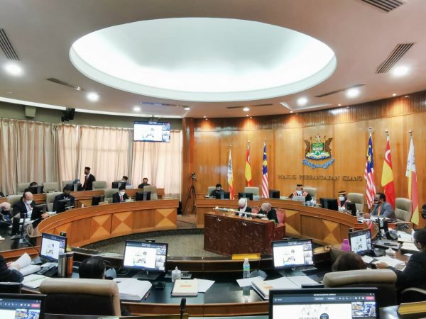 大都会/早报头/巴生市议会常月会议