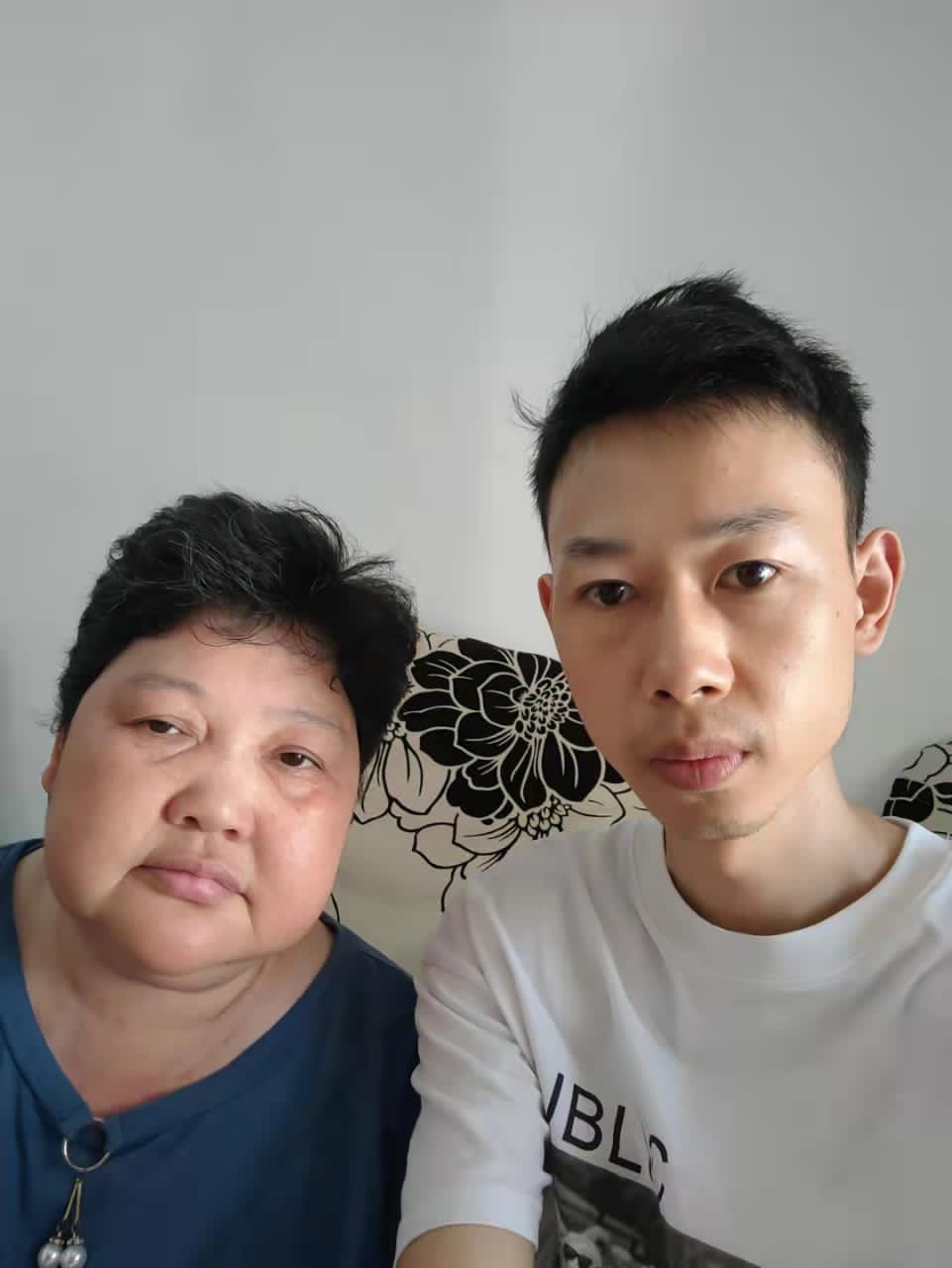 大都会:黄美菊母子重逢