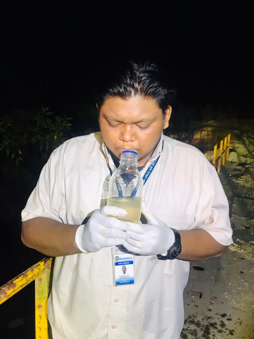 大都会/ME03头/许来贤-万挠贡河污染