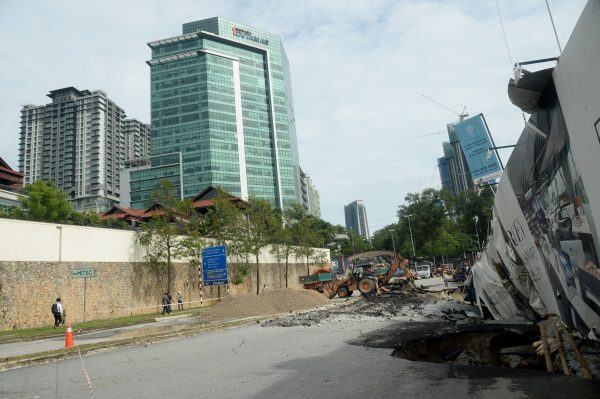 大都会/MZ头/跟进金地花园地陷