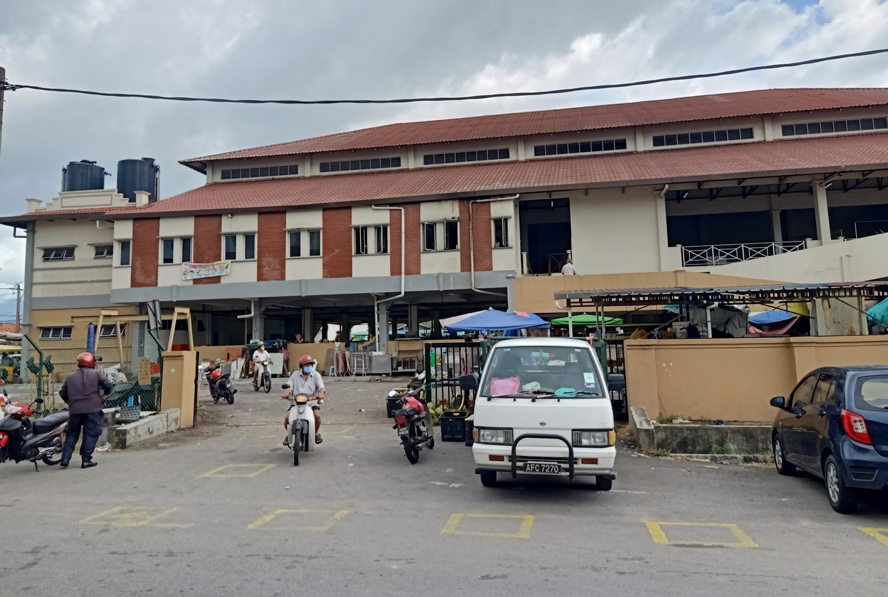 大霹雳时事焦点/数名小贩确诊冠病 巴占巴刹明关闭消毒