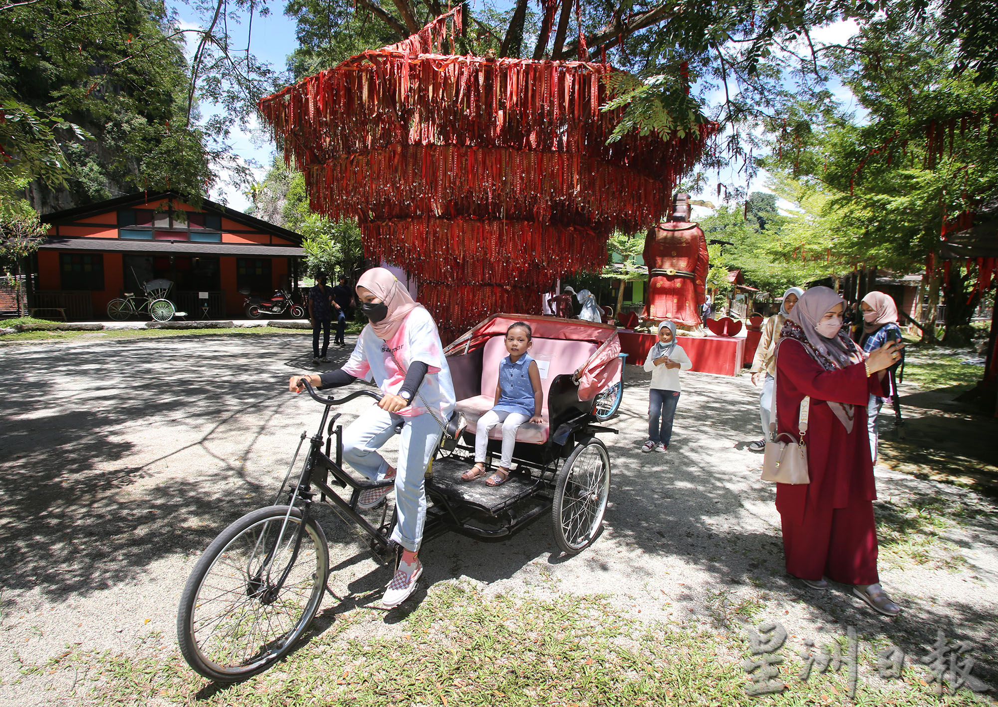 大霹雳时事焦点/财政预算案回响/不同领域商家 有的欢喜有的愁