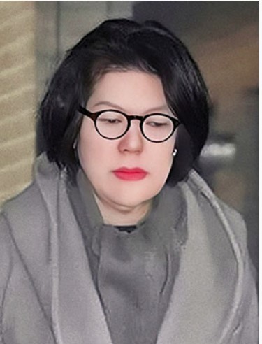 天下事 丈夫婚后传率先启程返美 独留真子公主与奶奶同住