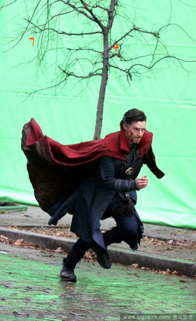 奇异博士”认确诊冠病 班尼廸康柏贝治憔悴喊：真的可怕	