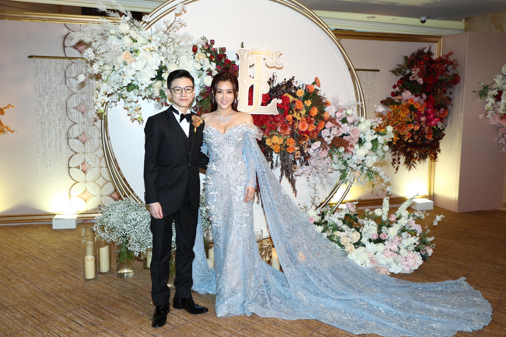 宅男女神陈诗欣出嫁 化身Elsa戴巨钻贵气逼人