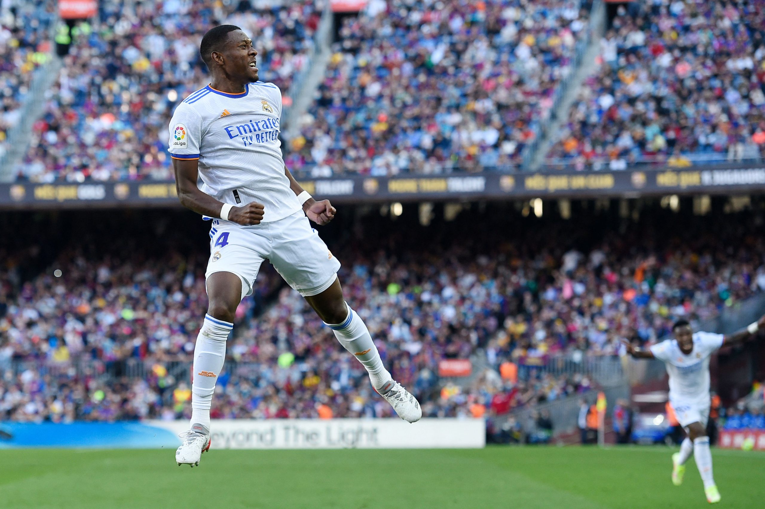 安帅破咒率队挫巴塞  皇马近4场国家德比全胜