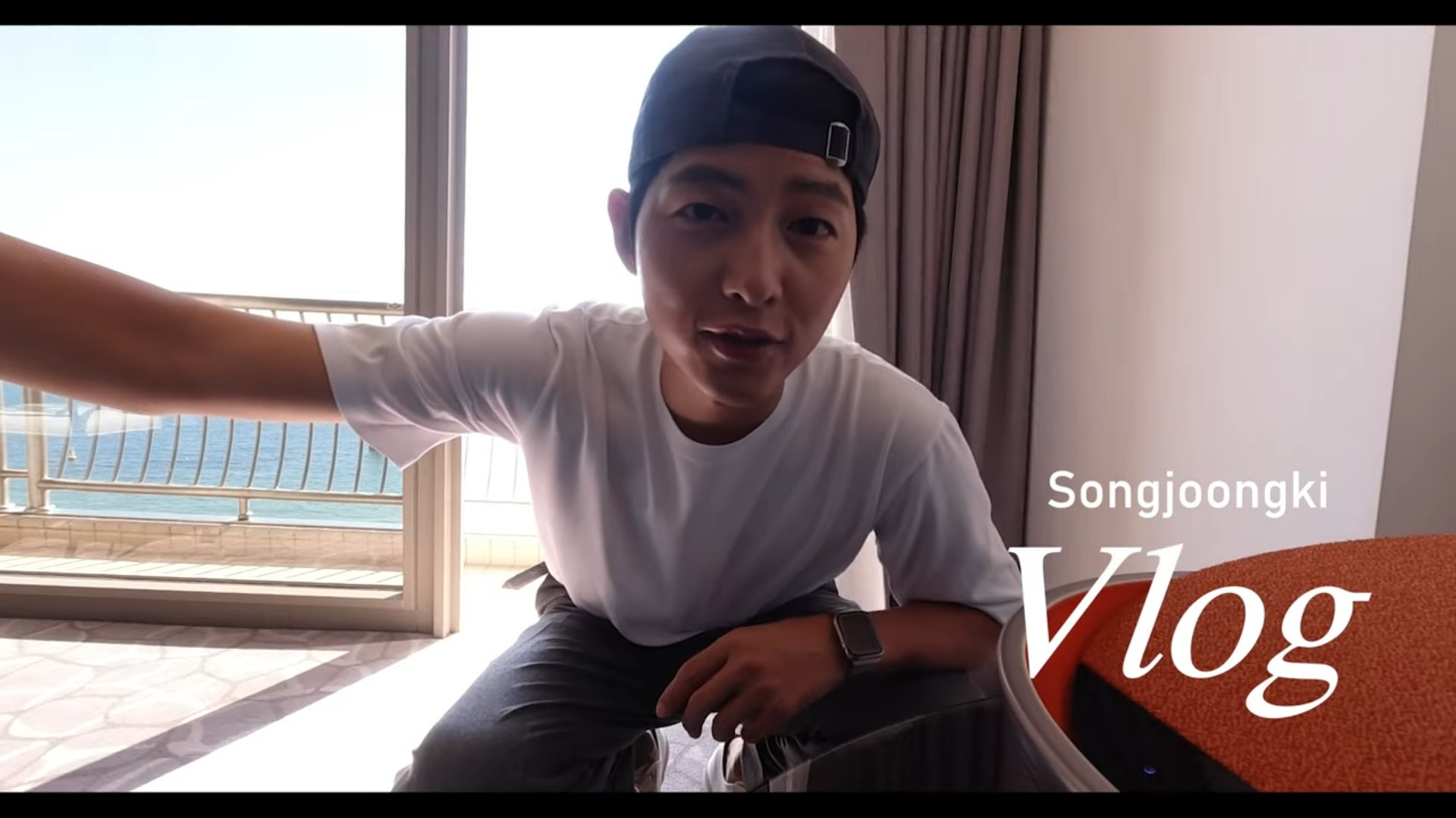 宋仲基跨界当YouTuber　粉丝大赞晒黑更有男人味