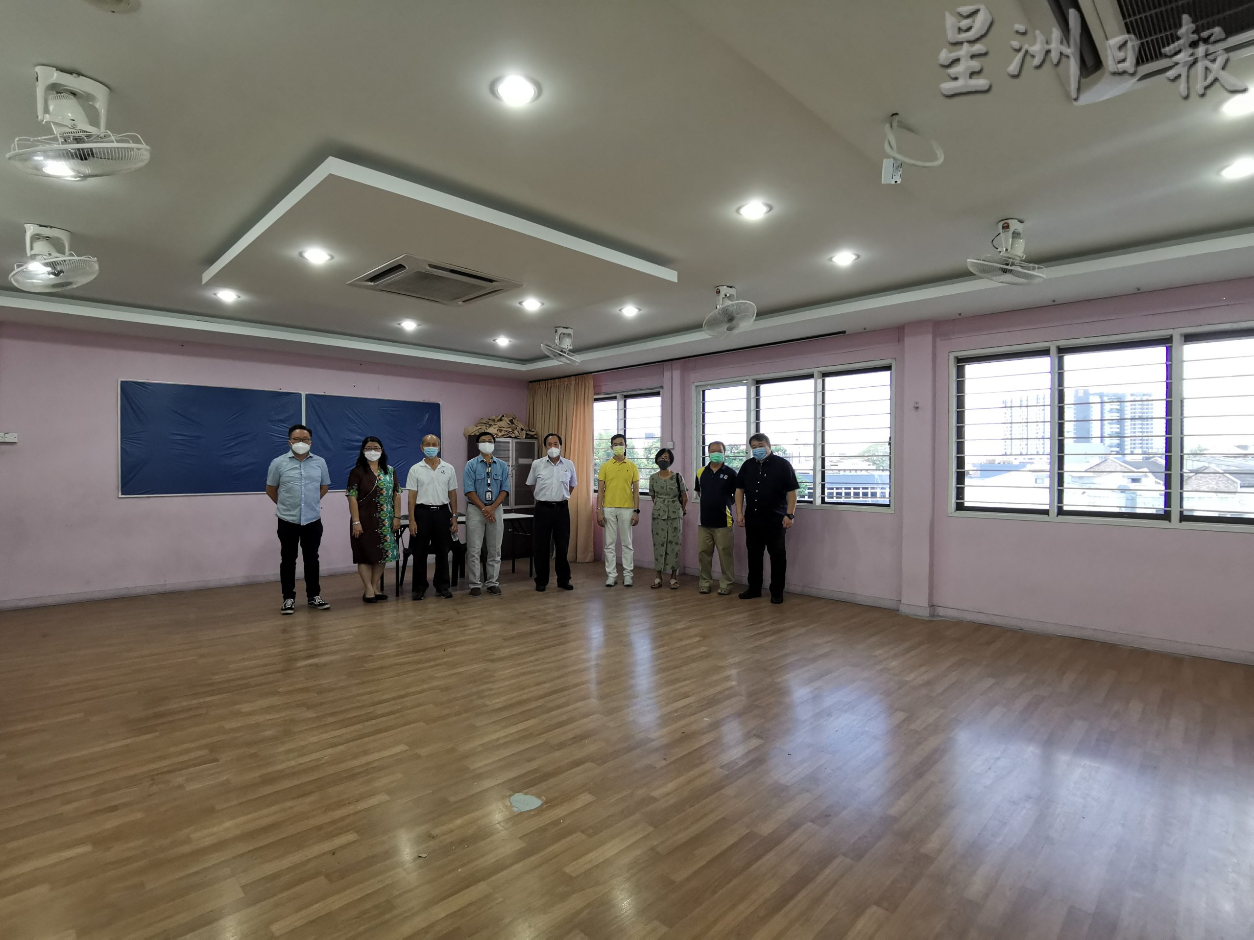 完成一系列扩建装修工程 三德华小明年全日制