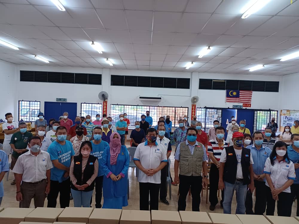 封面副文-都会/许来贤说，已关闭10年的安邦瞭望台将于明年重新整顿／4图