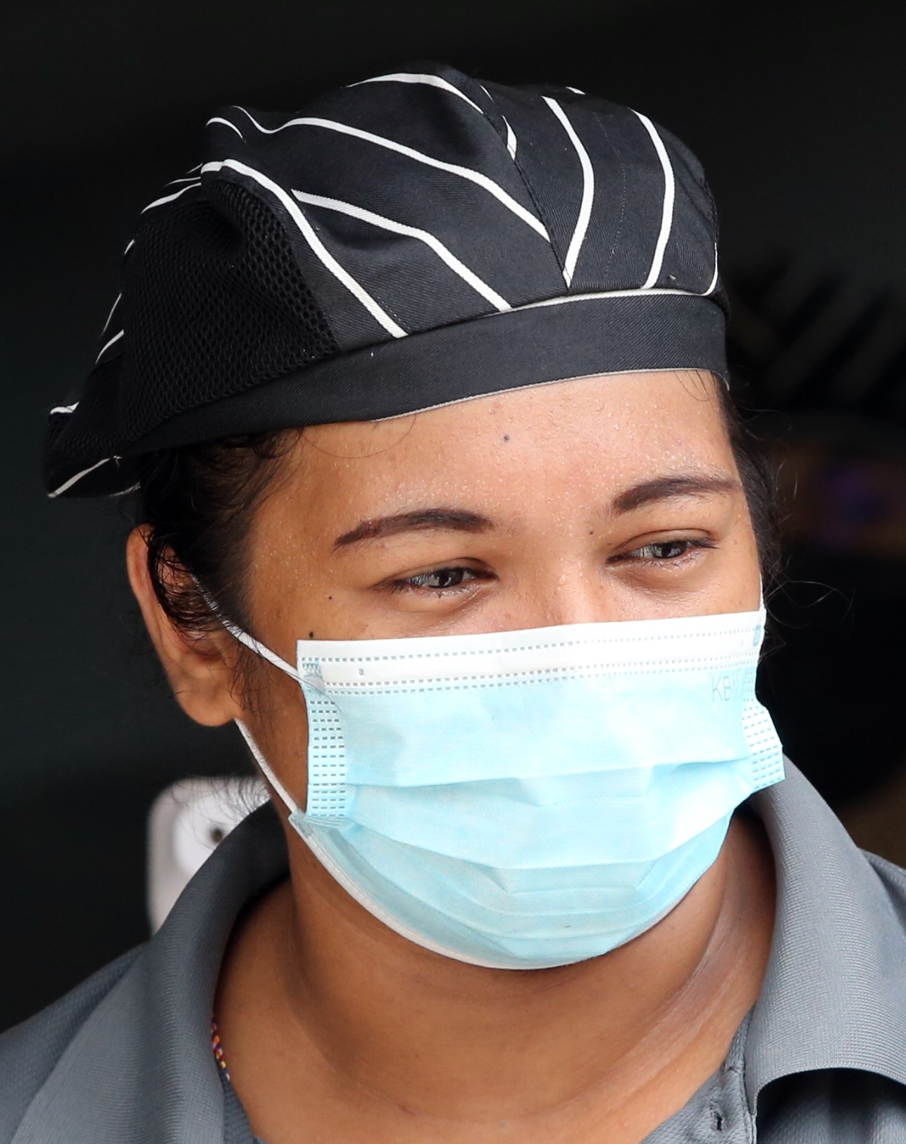 封面（大都会）民众为制水做的准备／11图