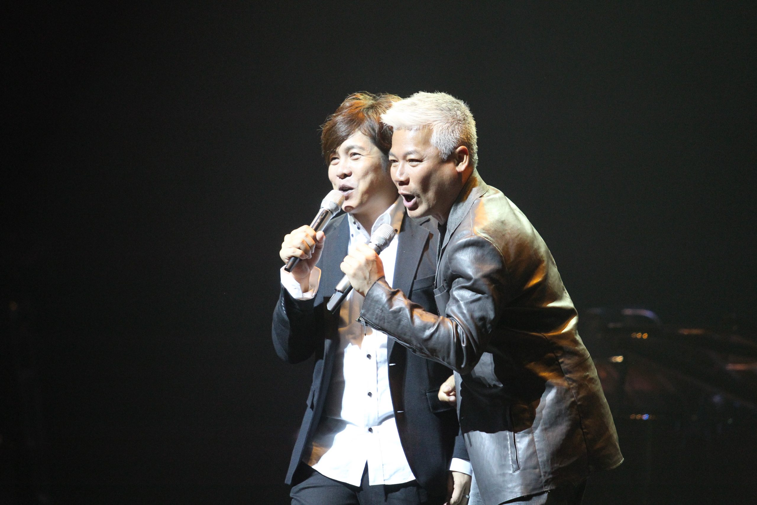 巫启贤专栏《歌.就是这样开始》|红尘梦,等到心痛