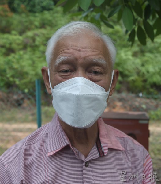 **已签发（请置头条）**柔：封面：【民生特工队】：顽猴成群住宅区扰民，金山园泰丰华小也遭殃