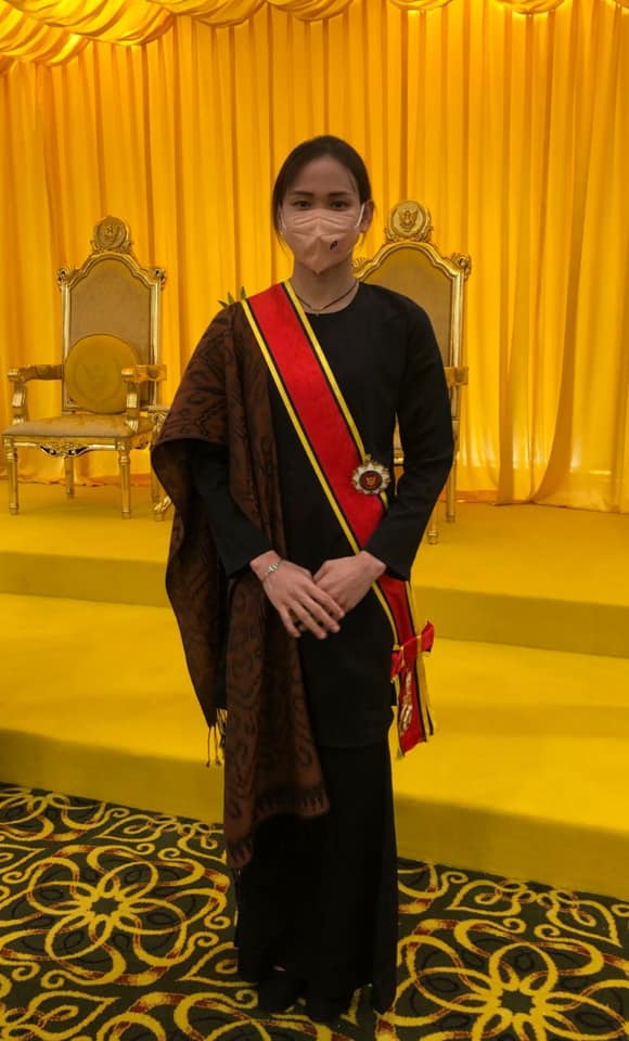 开心见证爱将受封拿督 泳总盼小潘共运亚运创佳绩