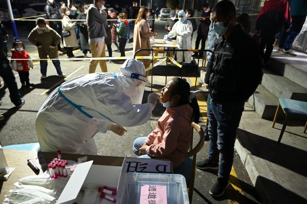 忧疫情扩大 内蒙古额济纳旗周一起实施居家抗疫