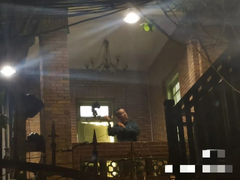 拍节目被投诉扰民 大湾区哥哥送下午茶赔罪