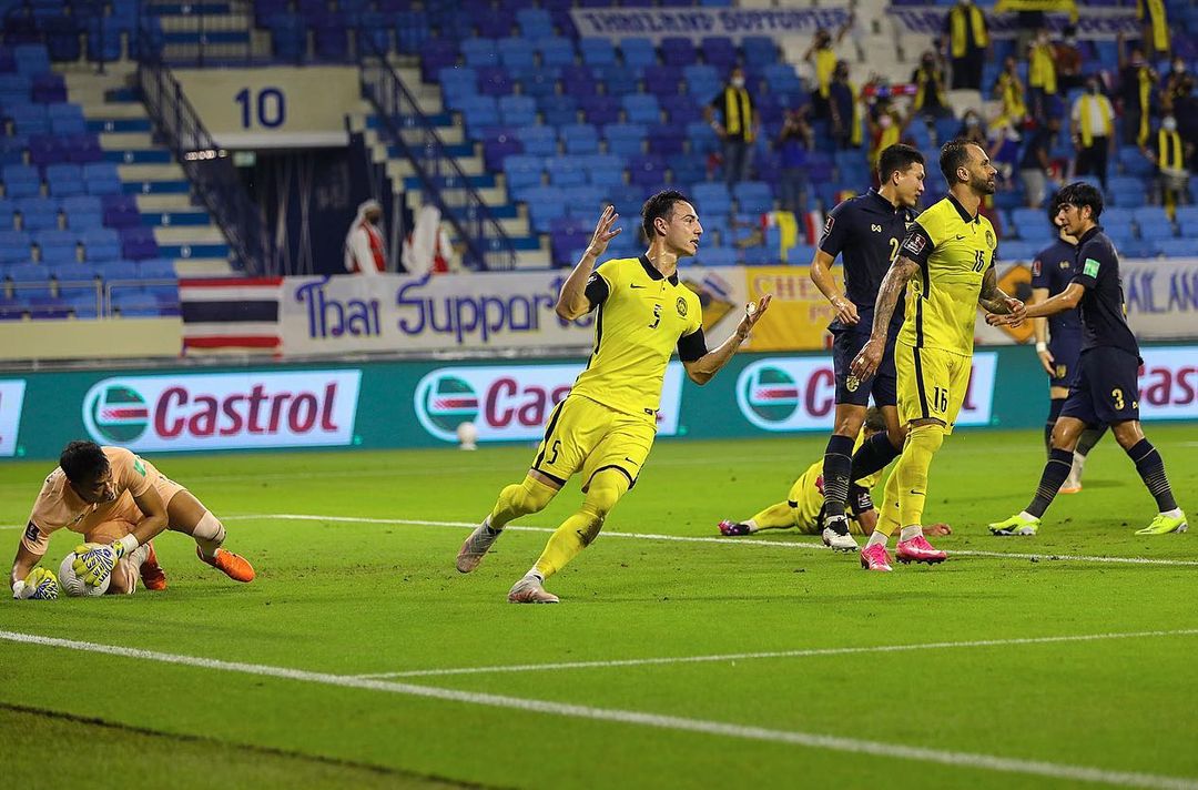 拒绝国足征召却踢丹超  库尔斯遭质疑诈伤