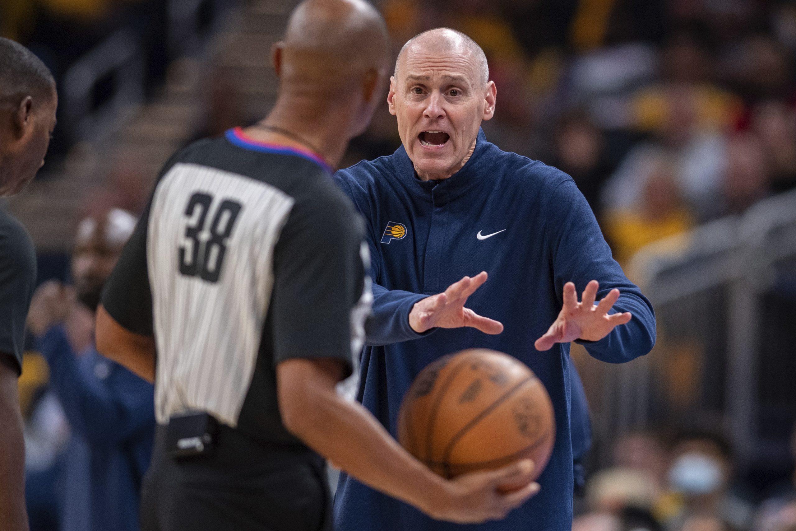 拓荒者溜马独行侠首胜送新帅 公牛拔“塞”开季3连胜