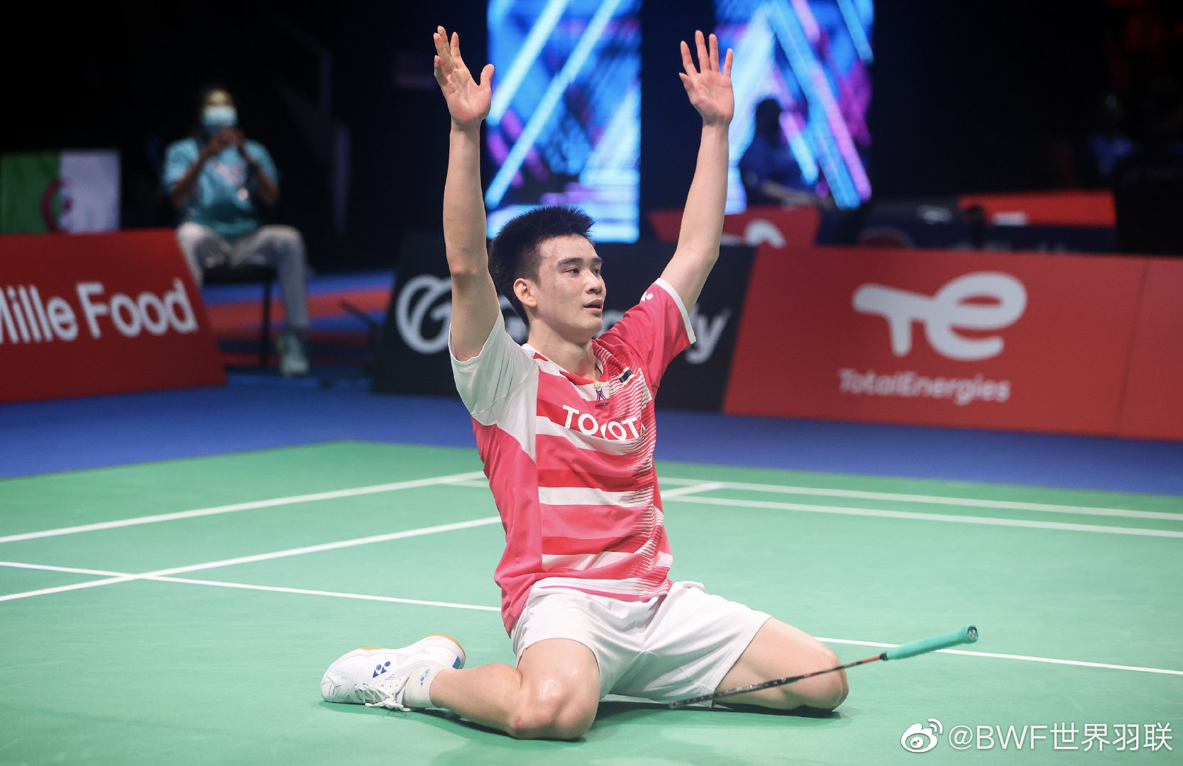 收起安东森险酿祸  丹麦险胜德携手韩出线