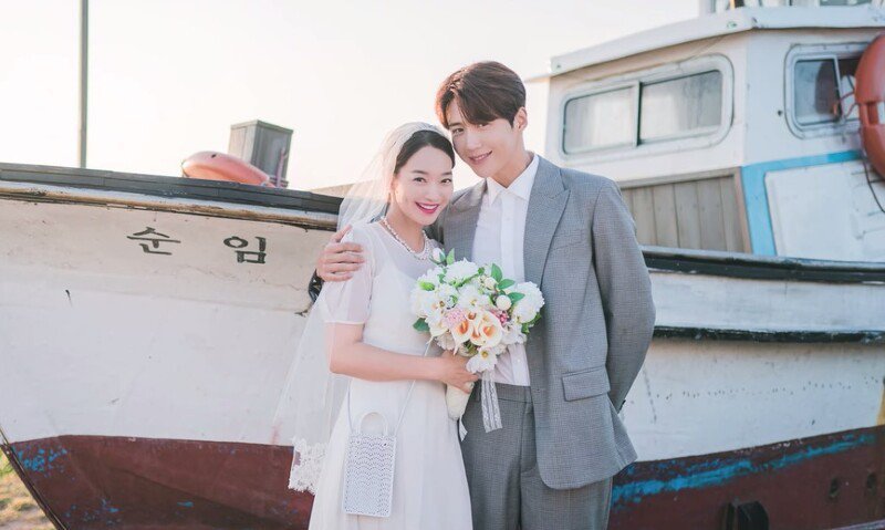 新慜娥突取消访问 8字回金宣虎丑闻