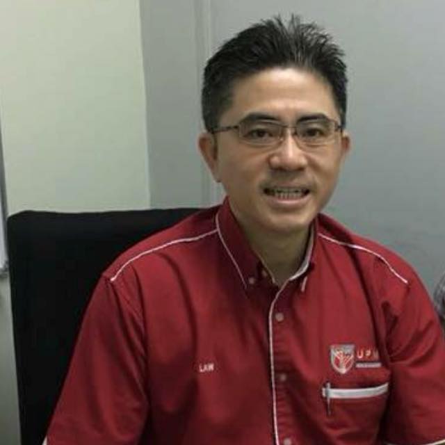 新教育(10月19日)封面故事:道路安全专家