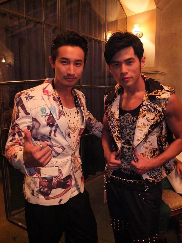 昔被酸不红拖累周杰伦 邱凯伟夺金钟喊话：老板，久等了	