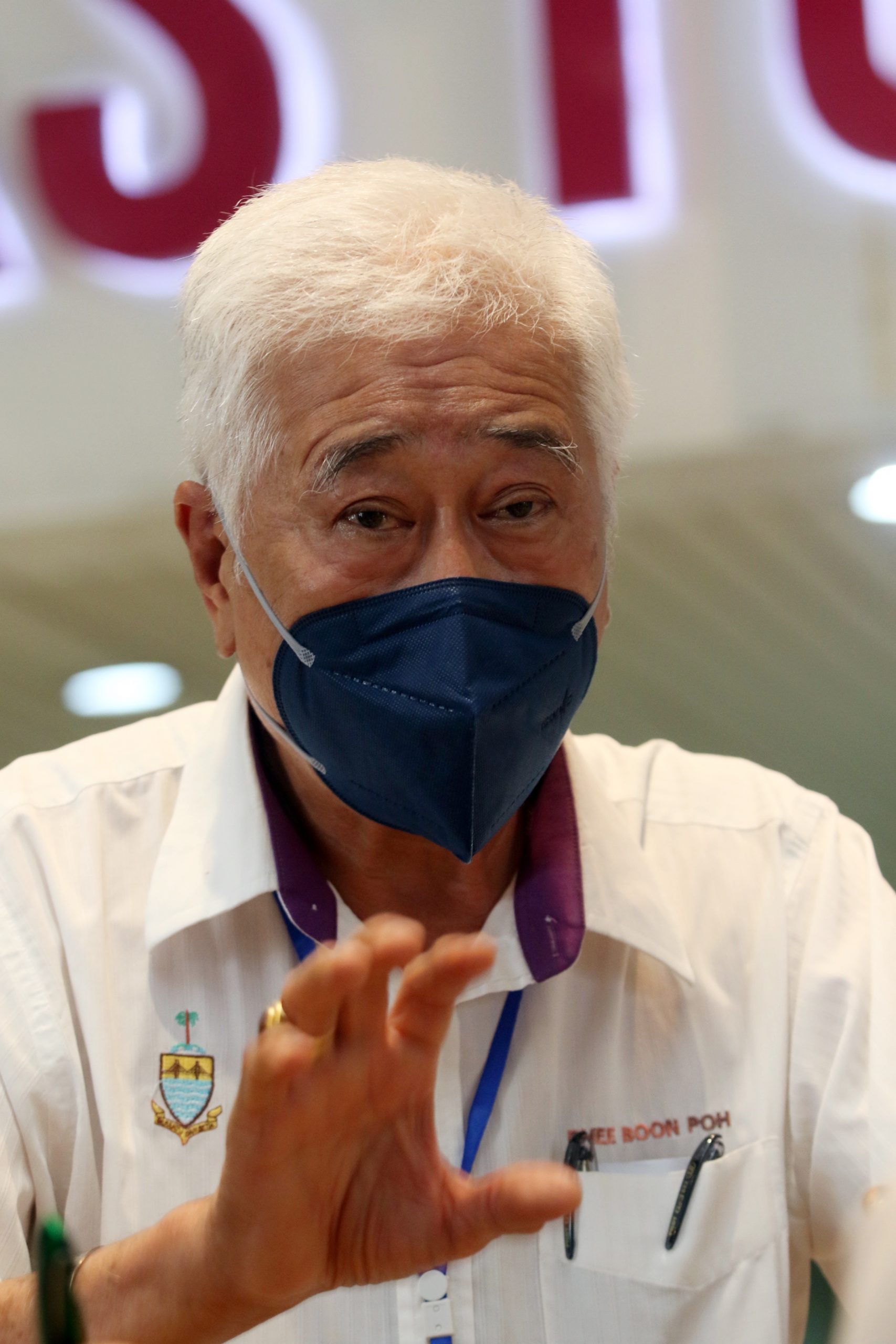 星洲光明佛光山送暖 150防疫包交槟关怀联盟