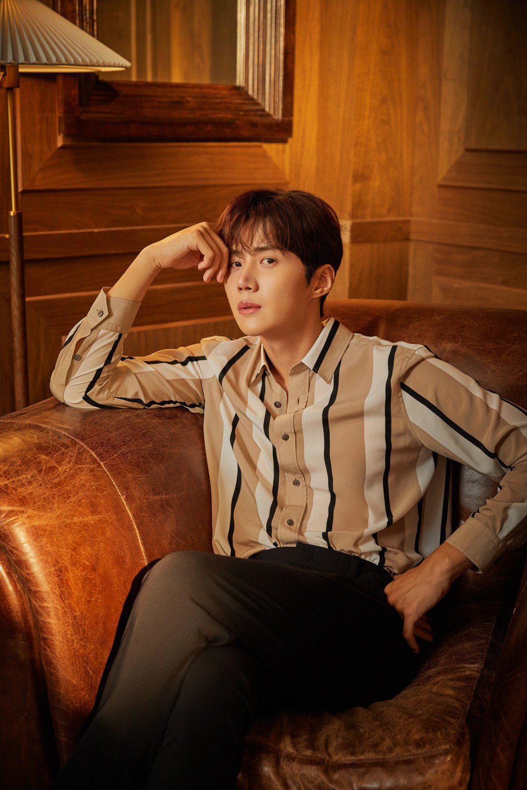 曾是气象主播失婚转战美妆网红 金宣虎狠甩的前女友长相曝光！