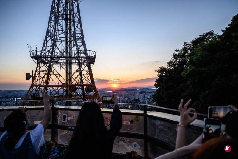 机票涨价团员人数减少 狮城旅社提高韩国团费