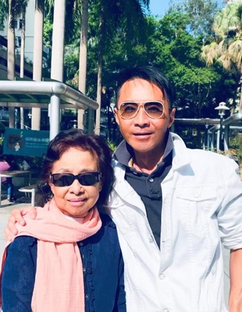 林利妈妈患淋巴癌离世 惭愧没能床前送终