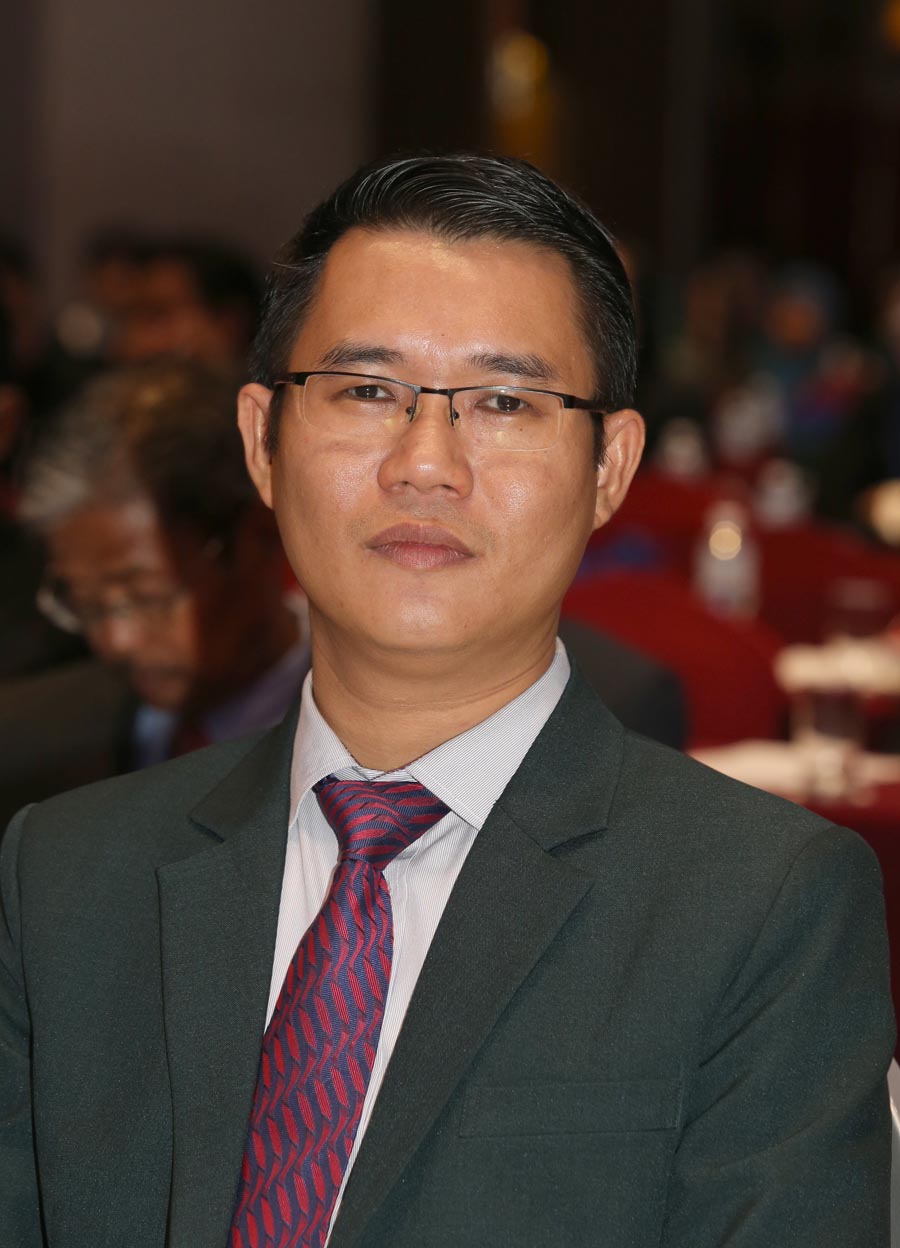 居民盼小路加街灯