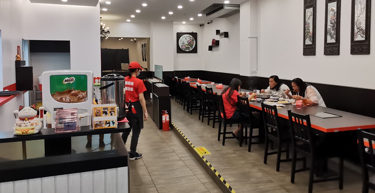 柔：【特稿】：古来商场逐步重开迎购物人潮，商家感叹“元气大伤”需时间恢复