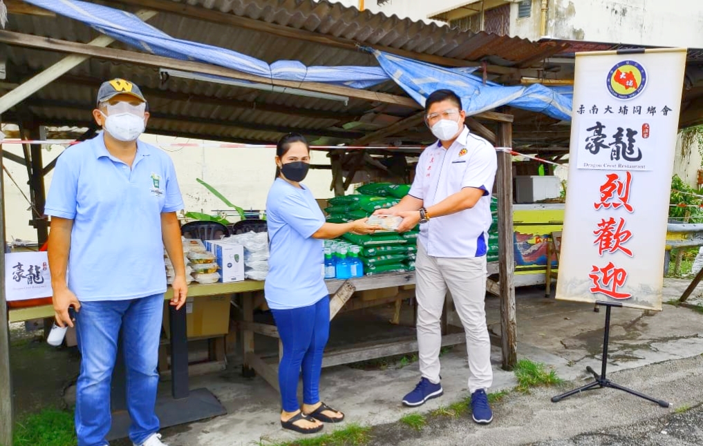 柔:罗国涌:餐饮业疫情中受到重挫仍坚持保住员工饭碗,同时积极投入慈善活动援助弱势群体